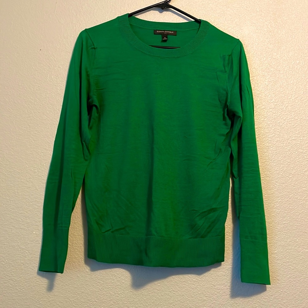 Banana Republic light sweater
